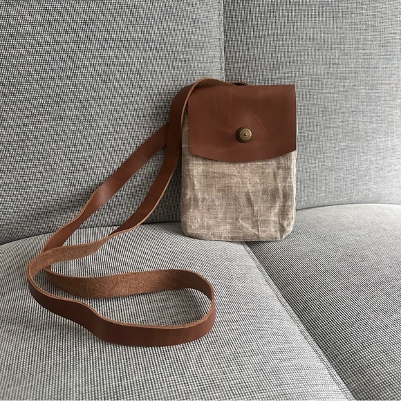 Squires Smidgeon Crossbody Bag Handcrafted USA Canvas Leather Adjustable - Picture 1 of 8